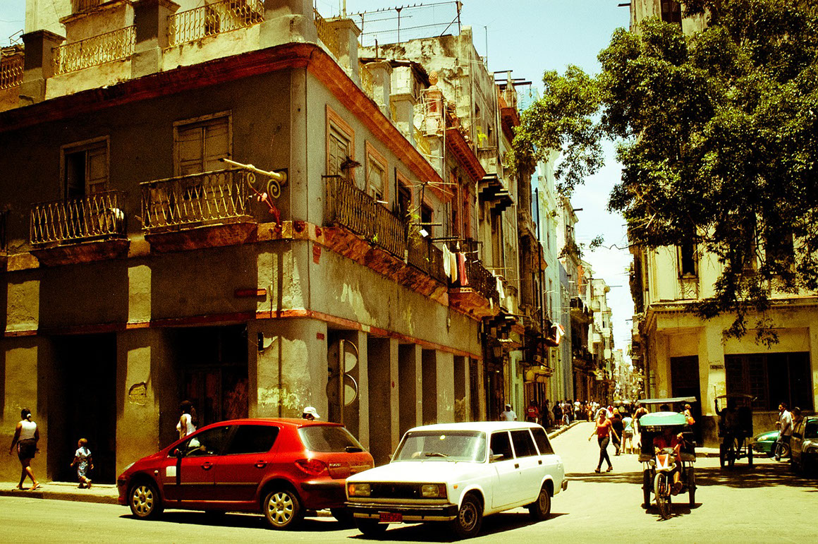 Dos miradas desde el exilio cubano